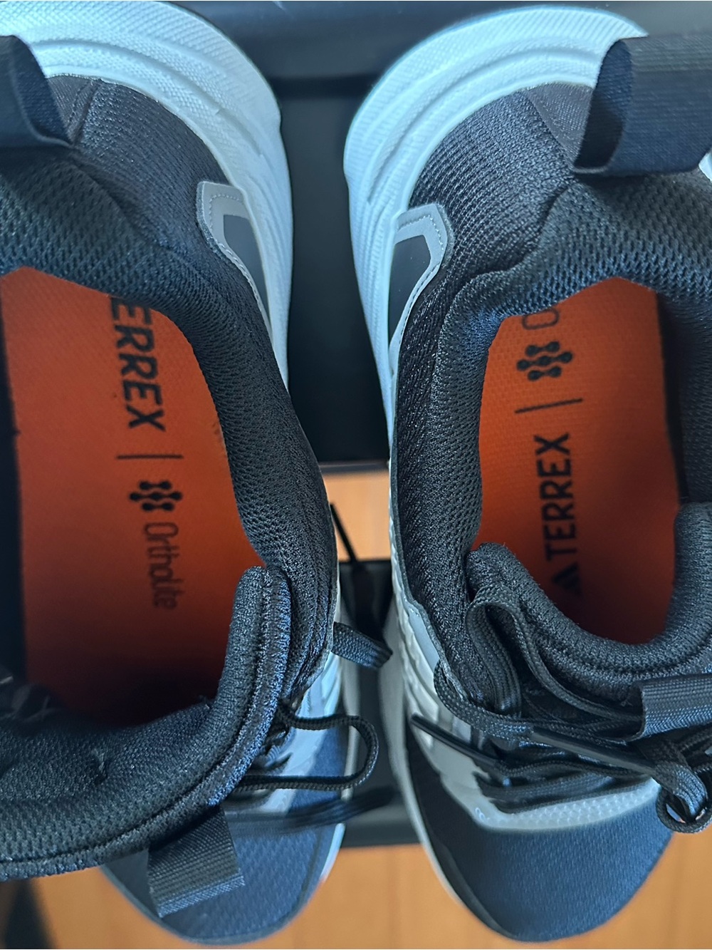 adidas Terrex Tracefinder
Trail Running Shoes W 7.5 - Black/Grey-Wore Once